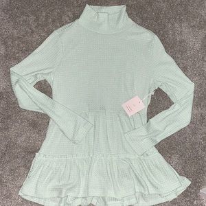 NWT Womens LC Lauren Conrad 2 Tiered Turtleneck Top